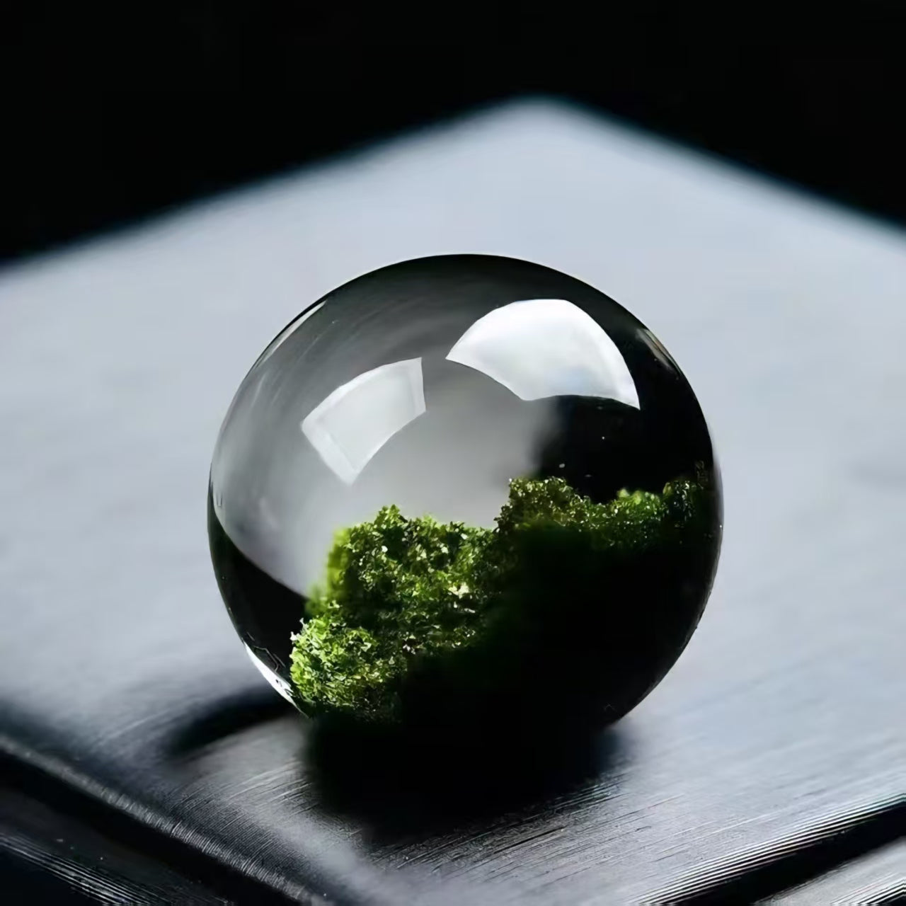 Green-Phantom-Quartz-Bracelet-Benefits-How-Can-Transform-Your-Life LumeChing - Online Luck & Fashion Crystals Storehealing crystal bracelet