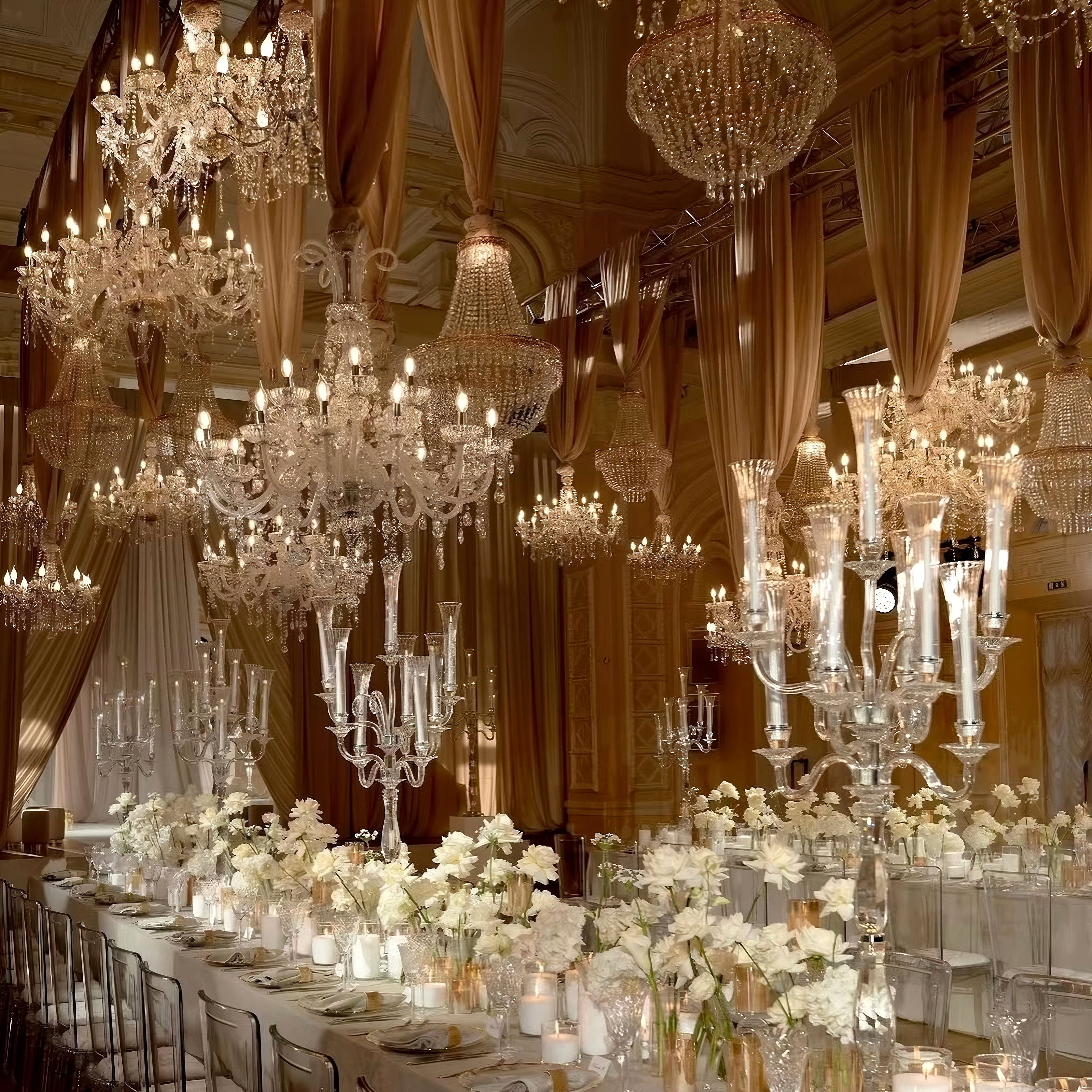 Crystal Symbolism in Weddings: Traditional Meanings & Modern Designs