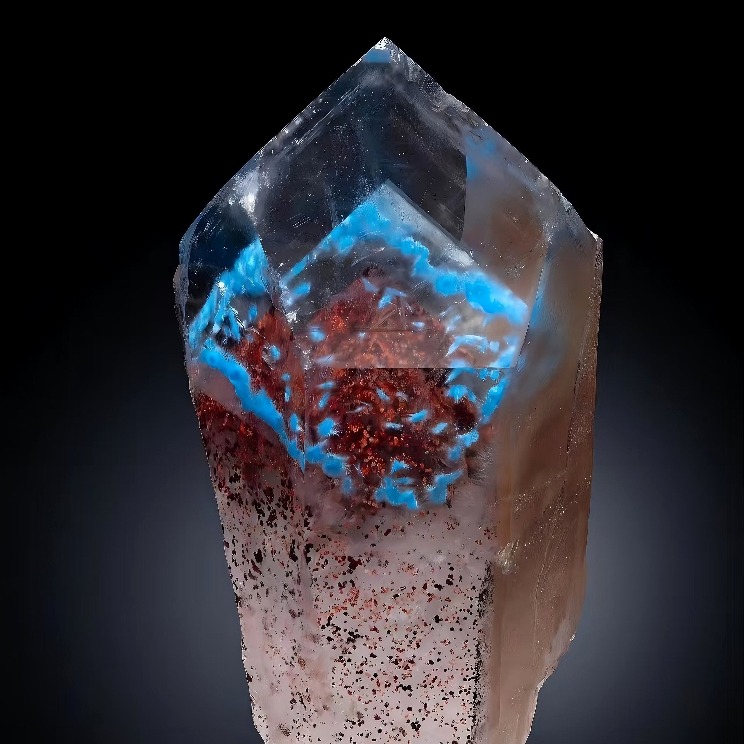 Rare Crystals in UAE Collectors’ Vaults: Investment & Aesthetic Value
